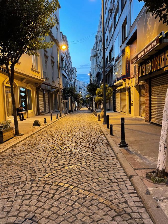 Fully Renovated Modern Apartament Istanbul
